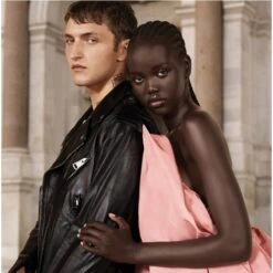 Valentino Uomo Born In Roma EDT 50 Ml 16 Valentino Uomo Born In Roma EDT 50 Ml -Hugo Boss || Armani || Calvin Klein Butik valentino uomo born in roma edt 50 ml 1646045564